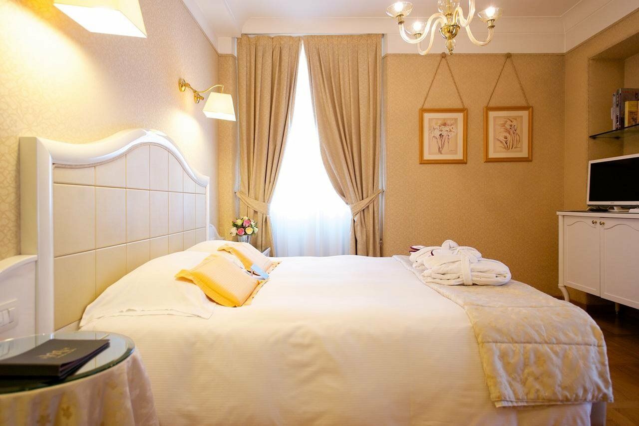 Hotel Mercure Milano Centro Eksteriør billede